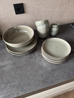 Servies uniq Action groen, Huis en Inrichting, Keuken | Servies, Ophalen of Verzenden, Zo goed als nieuw, Bord(en), Overige stijlen