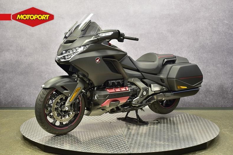 Honda GL 1800 BAGGER DCT (bj 2020), Honda Motor Europe, Bedrijf, Crystal Bldng B-Unit B11.2 Rivium Blv200
2909 LK  Capelle aan den IJsel, NL