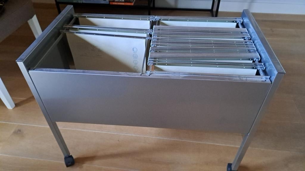 Mappen rek met mappen, Ophalen of Verzenden, Zo goed als nieuw