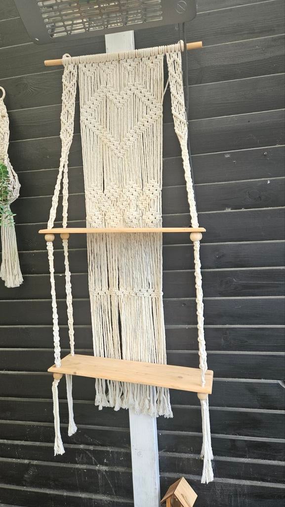 Macramé wandplank met twee houten planken, Ophalen, Hout, Gebruikt, Beige