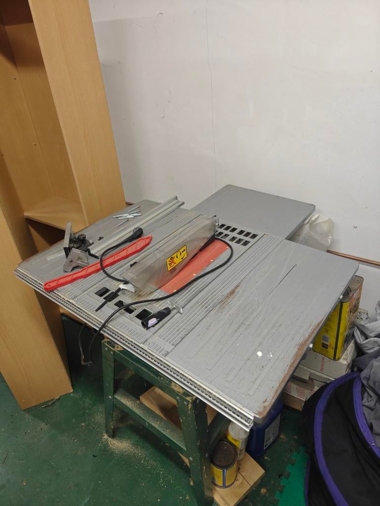 Ferm FZT-250E Zaagtafel - 1500W, Max. zaagdiepte 80mm, Ophalen, Gebruikt, Cirkelzaag, 70 mm of meer