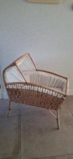 Oud rieten wiegje, Kinderen en Baby's, Babywiegjes en Ledikanten, Ophalen, Gebruikt, Wieg