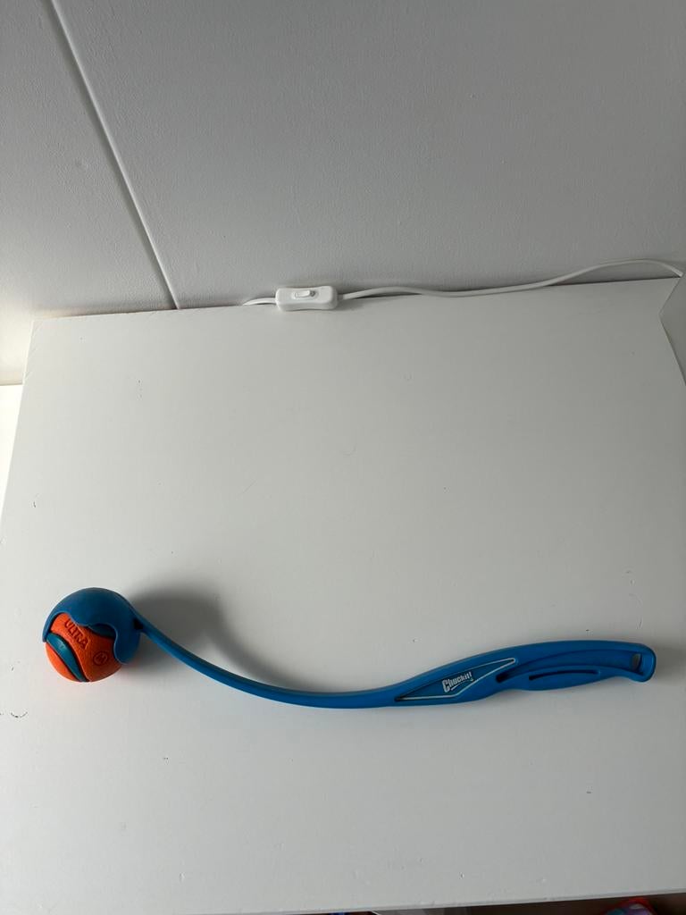 CHUCKIT Ballenwerper en bal, Ophalen, Gebruikt, Hondenballen