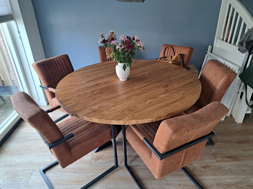 Stevige ronde tafel met kruispoot, Huis en Inrichting, Tafels | Eettafels, Ophalen, Gebruikt, 100 tot 150 cm, Rond