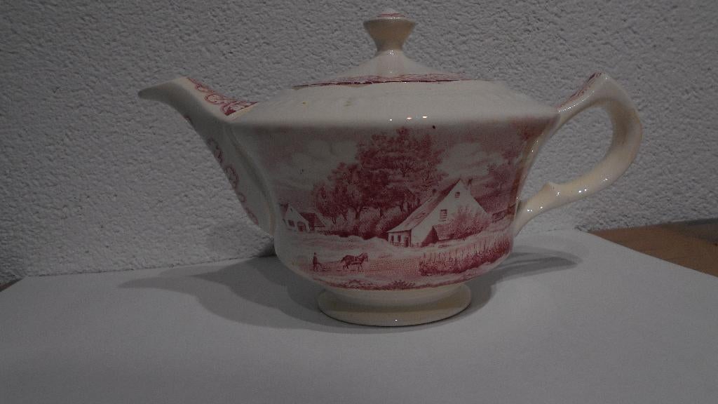 SCM Boerenhoeve theepot 0,9 ltr Socite Ceramique Maestricht, Antiek en Kunst, Antiek | Servies los, Ophalen of Verzenden