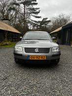 Volkswagen Passat 2.0 85KW 2002 Grijs, Auto's, Voorwielaandrijving, Stof, Zwart, 4 cilinders