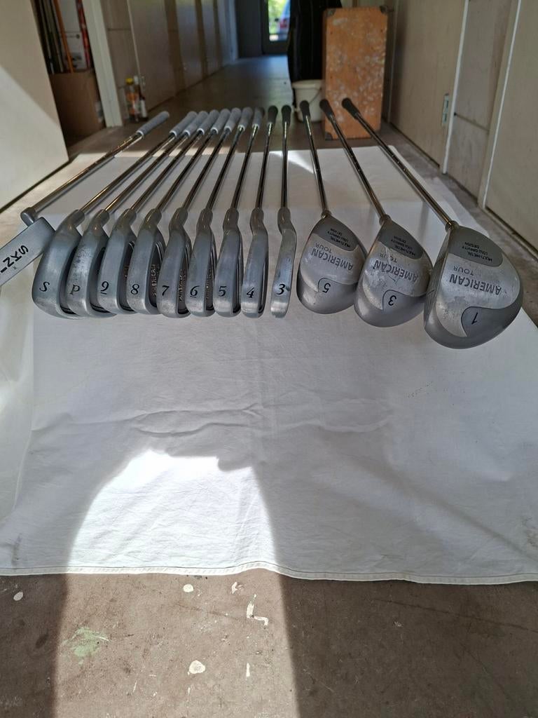Hele mooie complete golfset heren en mooie tas, Sport en Fitness, Golf, Ophalen, Zo goed als nieuw, Set