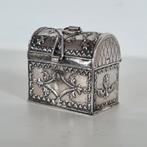 Zilver Miniatuur Knottekistje  J. van Straten Hoorn - VS  XX, Ophalen of Verzenden, Zilver