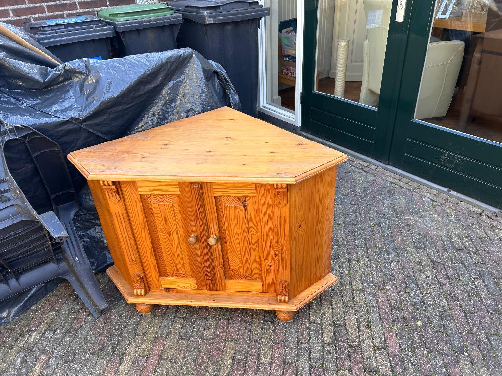Grenen tv hoekkastje, Huis en Inrichting, Kasten | Televisiemeubels, Ophalen, Gebruikt, 50 tot 100 cm, Minder dan 100 cm