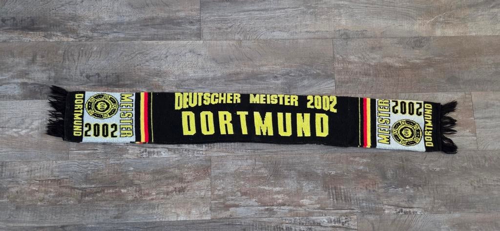 Sjaal Borussia Dortmund 2002, Ophalen of Verzenden, Zo goed als nieuw, Buitenlandse clubs, Vaantje of Sjaal
