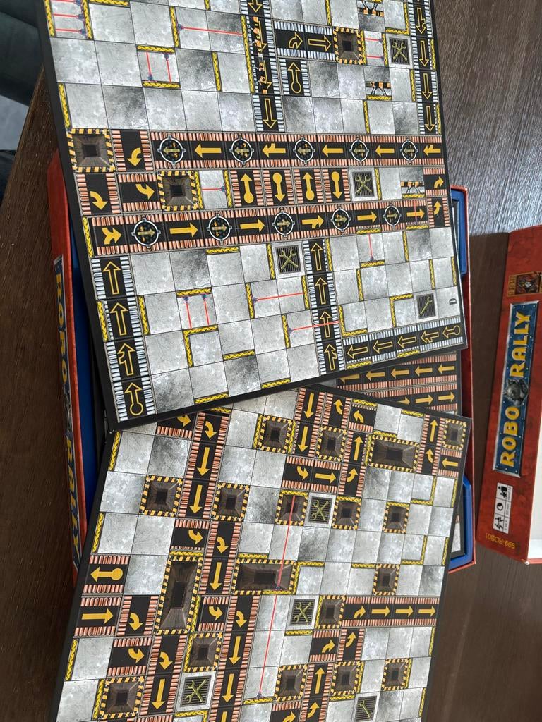 RoboRally bordspel - Prima staat, Drie of vier spelers, Ophalen of Verzenden, Gebruikt