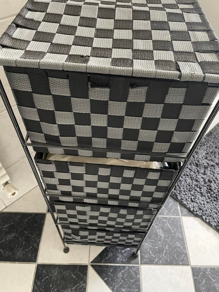 Ladekastje met 4 lades, lichtgewicht, Ophalen, Gebruikt, 100 tot 150 cm, 3 of 4 laden