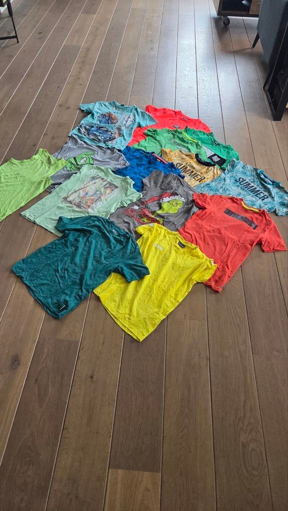 Grote partij jongens T-shirts - Diverse kleuren en maten, Gebruikt, Ophalen of Verzenden, Shirt of Longsleeve, Jongen
