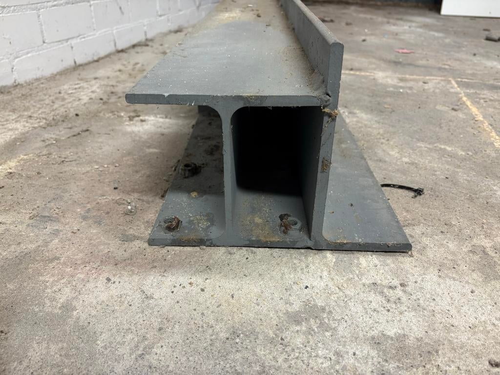 Stalen H-balk met hoek profiel, Doe-het-zelf en Verbouw, Metalen, Ophalen, Gebruikt, IJzer