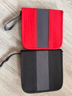 CD/DVD opbergmappen - Rood en Zwart (2 stuks), Huis en Inrichting, Kunststof, Gebruikt, Ophalen of Verzenden, 25 tot 75 discs