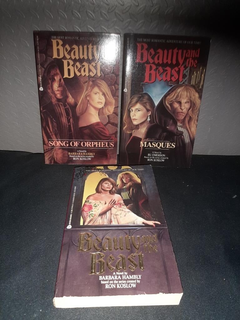 Beauty and the Beast boeken, 3 stuks, Ophalen of Verzenden, Zo goed als nieuw