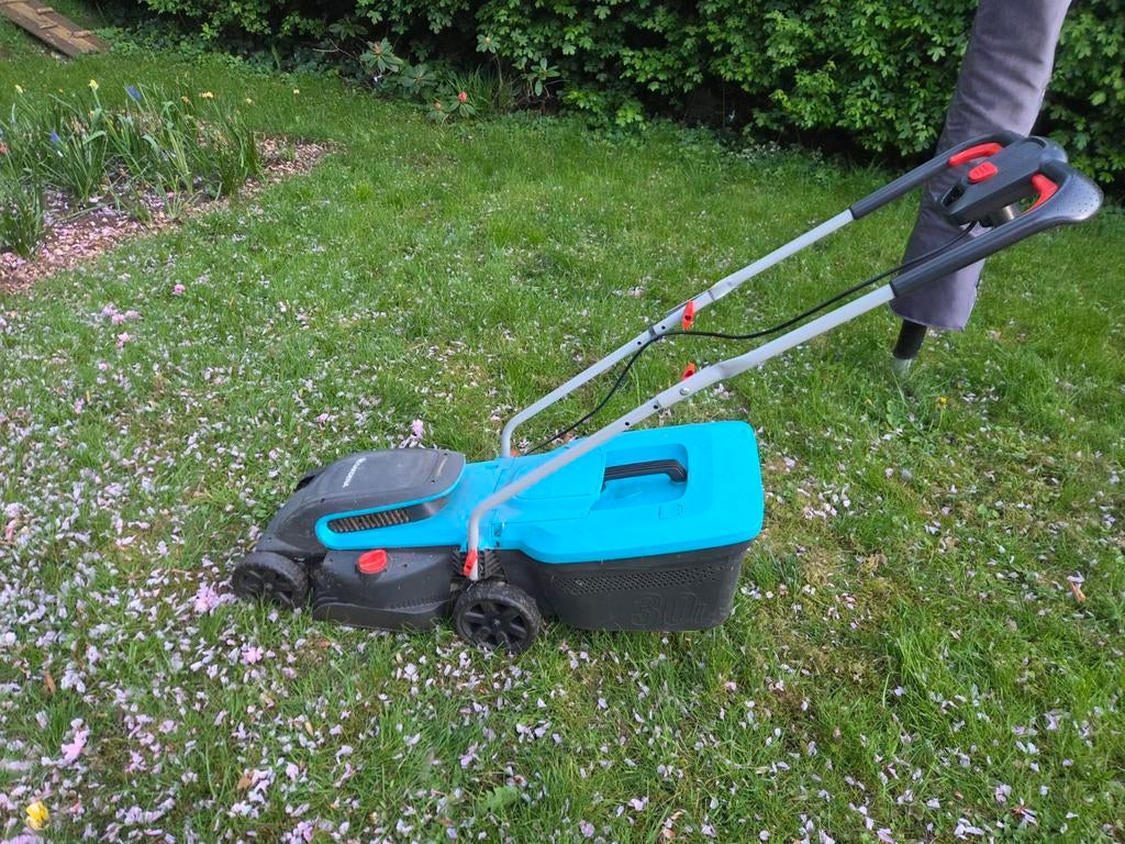 Gardena Elektrische Grasmaaier - Betrouwbaar en Compact, Tuin en Terras, Cirkelmaaier, Gebruikt, Elektrische grasmaaier, Ophalen of Verzenden