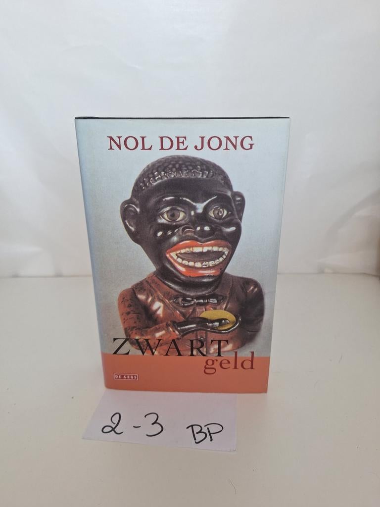 Nol de Jong - Zwart geld (Boek), Ophalen of Verzenden, Gelezen, Nol de Jong, Nederland
