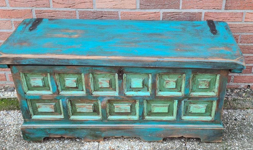 Oude Spaanse dekenkist bruidskist vintage India Ibiza blauw, Ophalen, Minder dan 50 cm, 50 tot 100 cm, Eikenhout