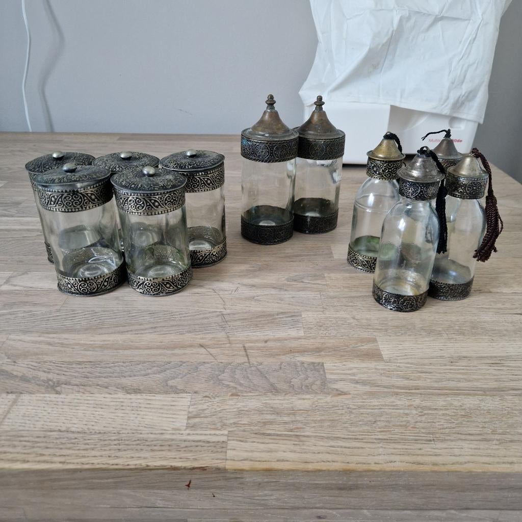 Kruiden potjes en flesjes., Ophalen, Zo goed als nieuw, Glas, Pot, Bus of Blik