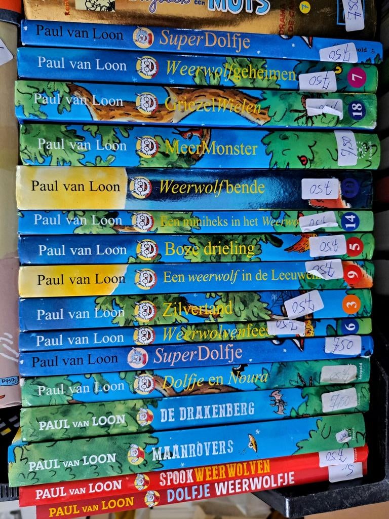 Dolfje weerwolfje, Ophalen of Verzenden, Zo goed als nieuw, Fictie algemeen