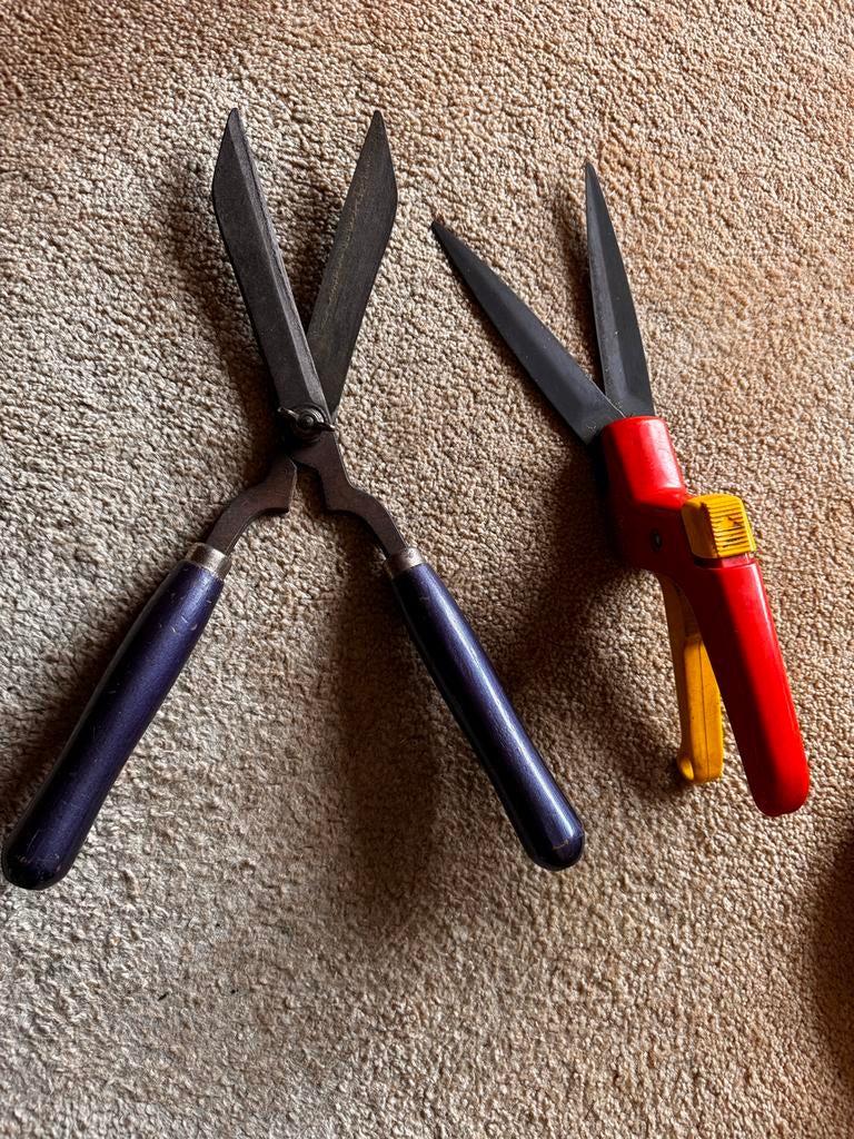 Een Grasschaar, en een Heggescaar, Ophalen, Gebruikt