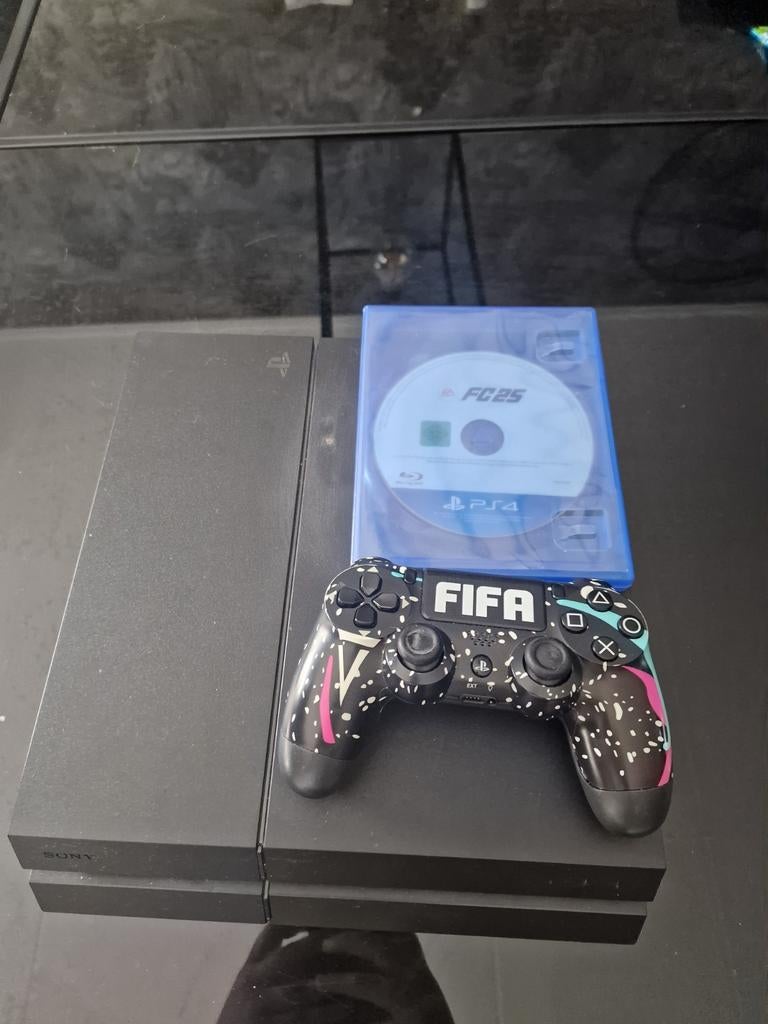 *moet zsm weg*PS4 met FC 25 en FIFA controller, Spelcomputers en Games, Games | Sony PlayStation 4, 1 speler, Ophalen of Verzenden