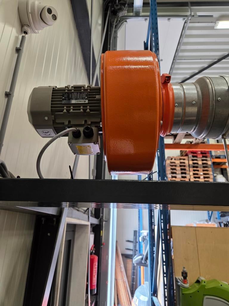 Punt afzuiging - zo goed als nieuw, Doe-het-zelf en Verbouw, Ophalen