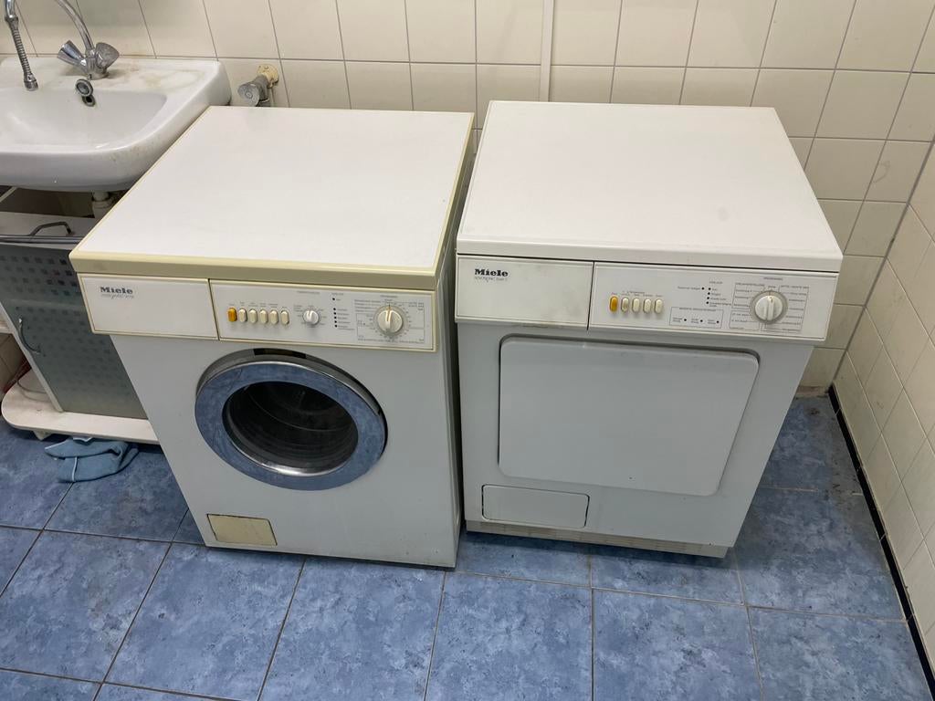 Miele wasmachine en een Miele droger, Witgoed en Apparatuur, Wasmachines, Ophalen of Verzenden, Zo goed als nieuw, 1200 tot 1600 toeren