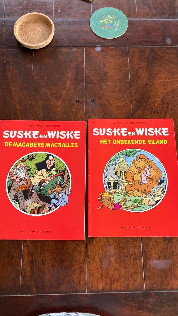 Suske en wiske het onbekende eiland en de macabere macralles, Meerdere stripboeken, Ophalen of Verzenden, Zo goed als nieuw