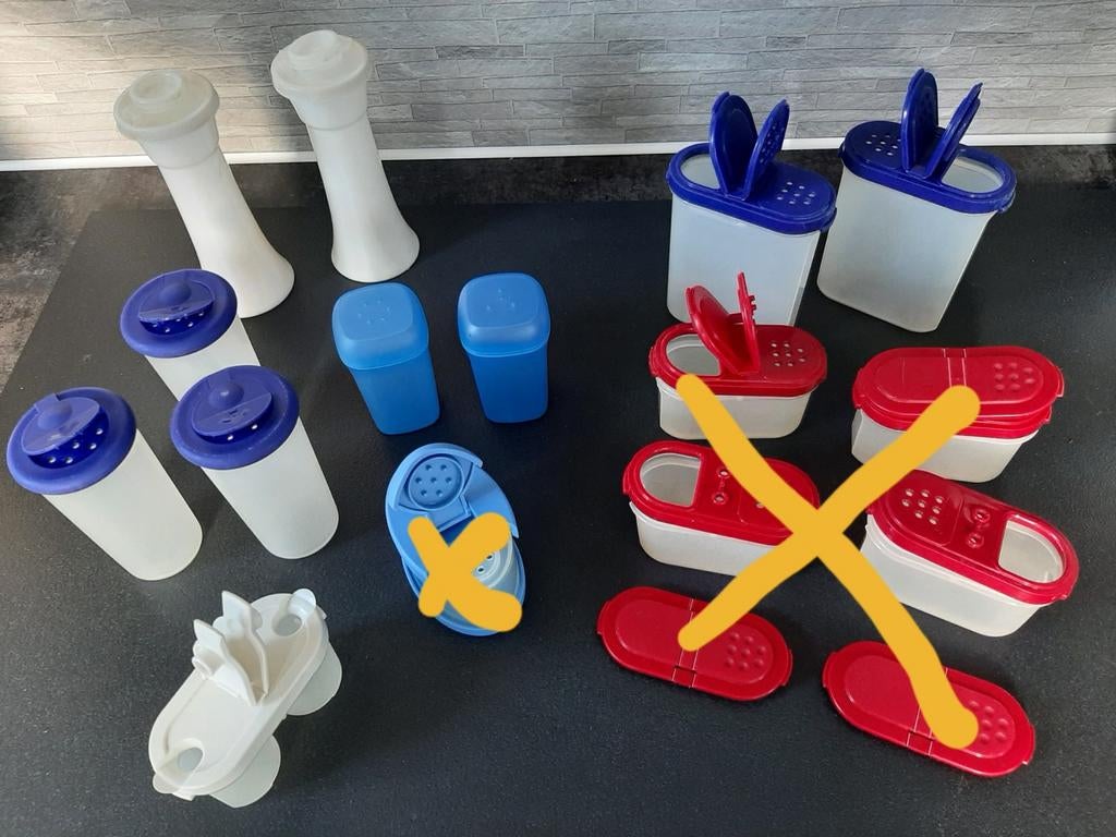 Tupperware verschillende kruidenstrooiers z.beschrijv. VA.PR, Ophalen of Verzenden, Gebruikt, Overige typen