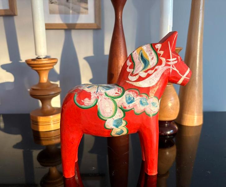 Dalarna paard Zweden vintage dala paard, Verzamelen, Beelden en Beeldjes, Gebruikt, Dier, Ophalen of Verzenden