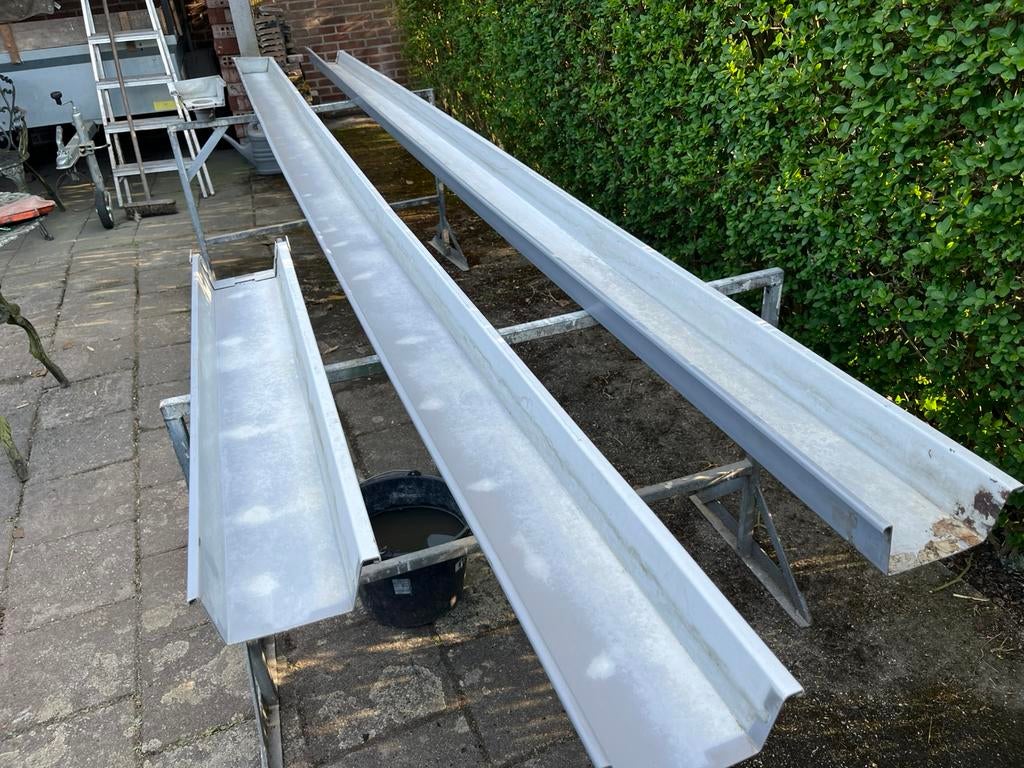Pvc bakgoot 125 mm 9 meter incl eind stukken, Ophalen, Pvc, Zo goed als nieuw, 80 mm of meer