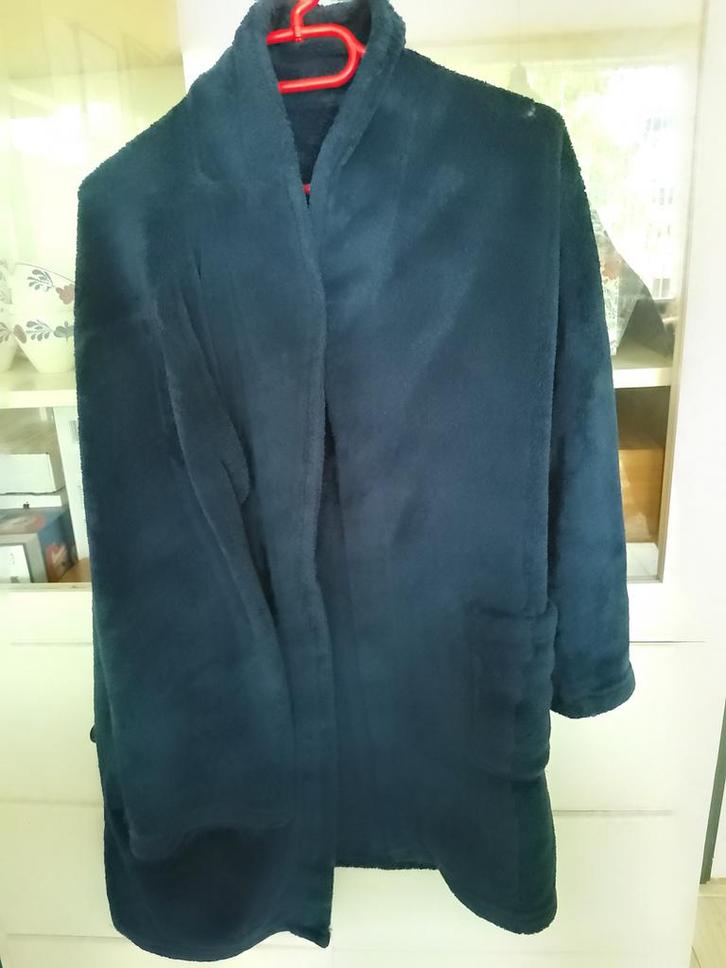 GRATIS Badjas, Kinderen en Baby's, Kinderkleding | Maat 152, Gebruikt, Jongen, Nacht- of Onderkleding, Ophalen of Verzenden