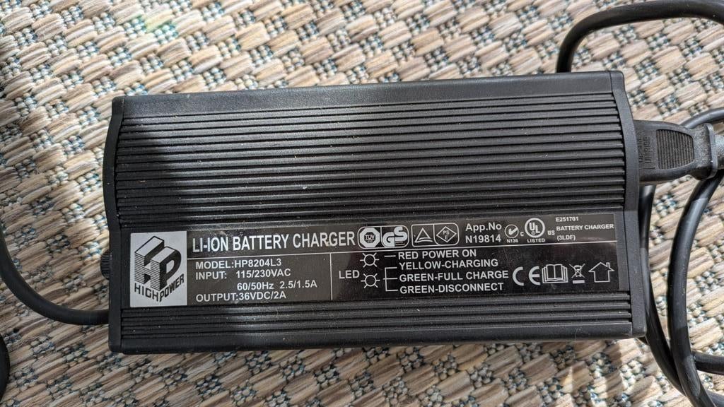 Li-ion acculader HP8204L3 - 36V 2A, Ophalen of Verzenden