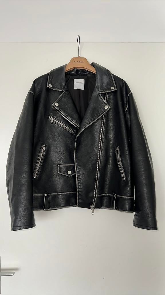 Bershka biker jack M, Ophalen of Verzenden, Zo goed als nieuw, Zwart