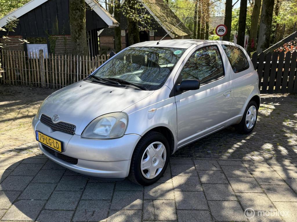 Toyota Yaris 1.3-16V VVT-i Luna AIRCO APK Nieuw!, Auto's, Voorwielaandrijving, 1299 cc, Gebruikt, 31 €/maand