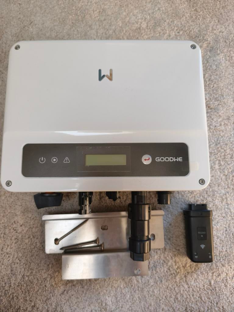 GoodWe GW1000-XS-11 Omvormer voor Zonnepanelen, Ophalen, Zo goed als nieuw, Overige typen