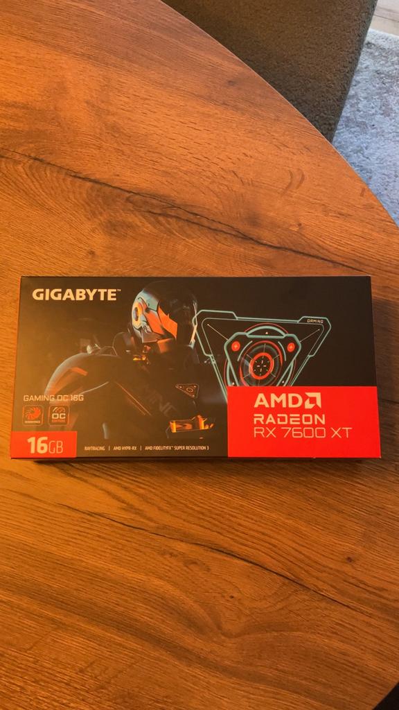 *NIEUW* Gigabyte Radeon RX 7600 XT Gaming OC videokaart, Computers en Software, Videokaarten, AMD, GDDR6, Nieuw, Ophalen of Verzenden
