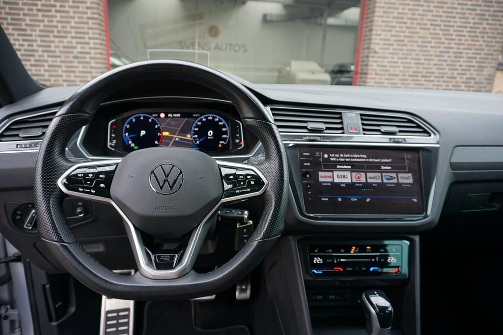 Volkswagen Tiguan 1.5 TSI R-Line Black Style|Trekhaak|HUD|Di, 1441 kg, 4 cilinders, 150 pk, Bedrijf