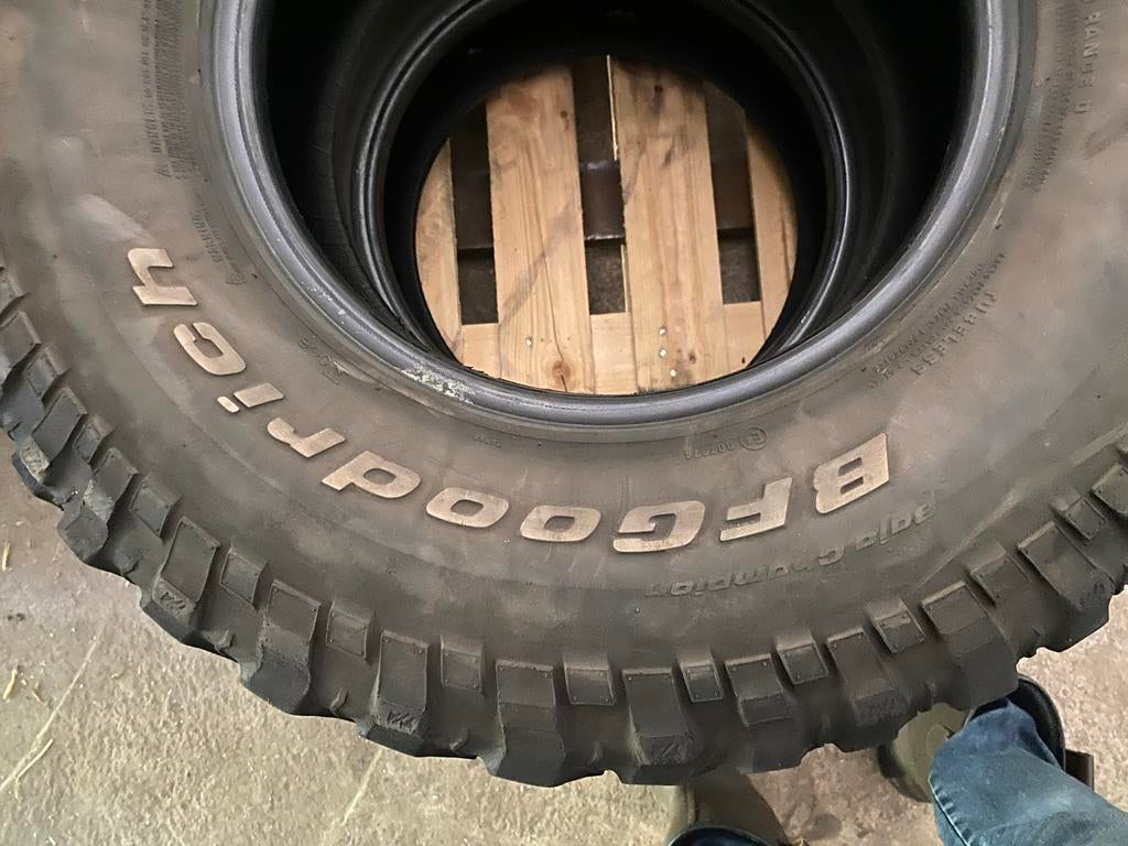 4x BFGoodrich Mud-Terrain T/A banden voor Land Rover Defende, Ophalen of Verzenden, Gebruikt