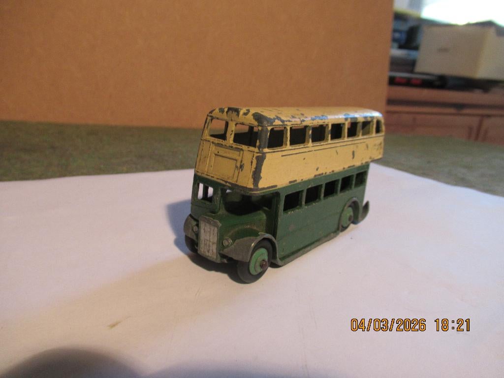 Dinky toy  London Bus, Hobby en Vrije tijd, Modelauto's | 1:43, Ophalen of Verzenden, Gebruikt, Bus of Vrachtwagen, Dinky Toys