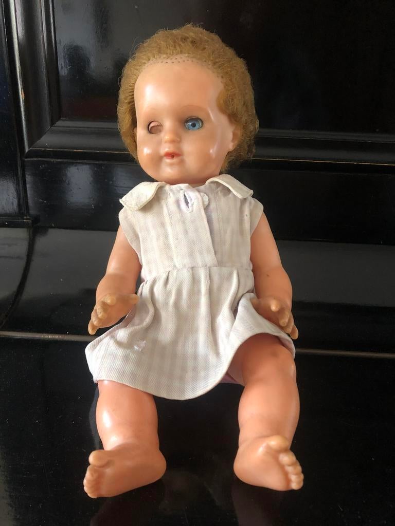 Schildpad popje nr 28 oud en origineel, Ophalen of Verzenden, Gebruikt, Pop, Levensecht of Reborn