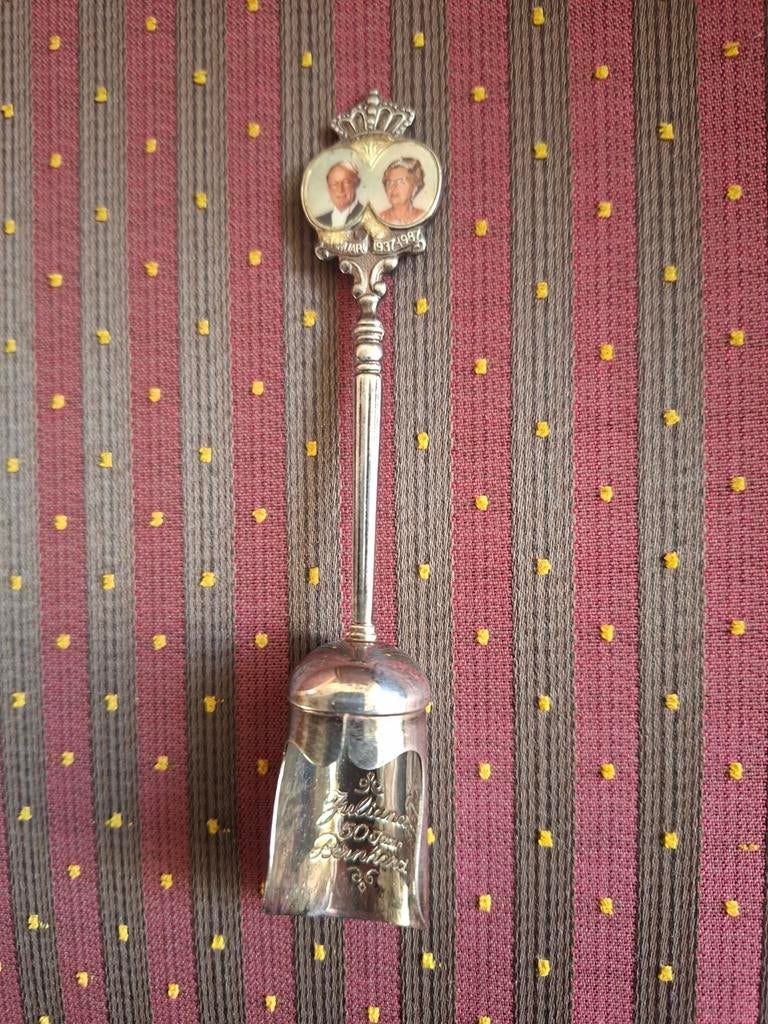 Verzilverde suikerschep Juliana 50 jaar Bernhard, Ophalen of Verzenden