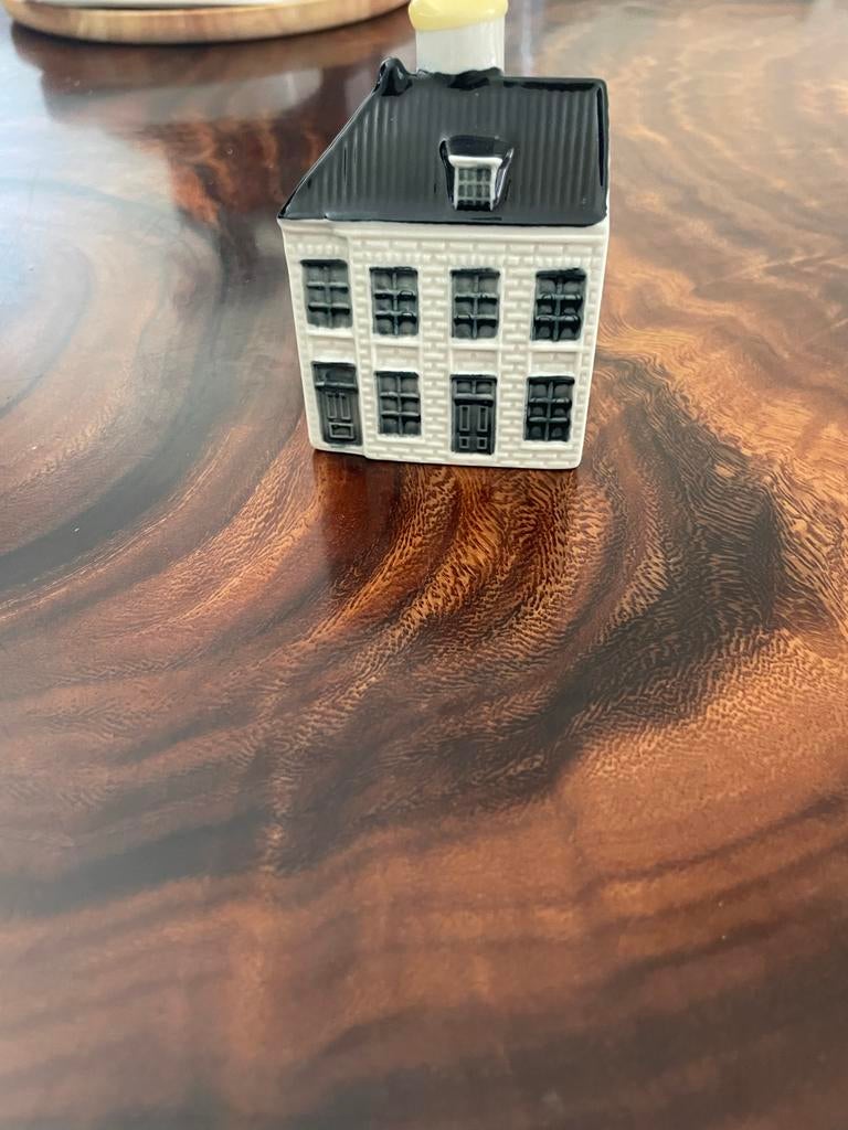 KLM huisje 106 - Gevuld en Geseald, Ophalen of Verzenden, Nieuw, 81 t/m 91, Gevuld