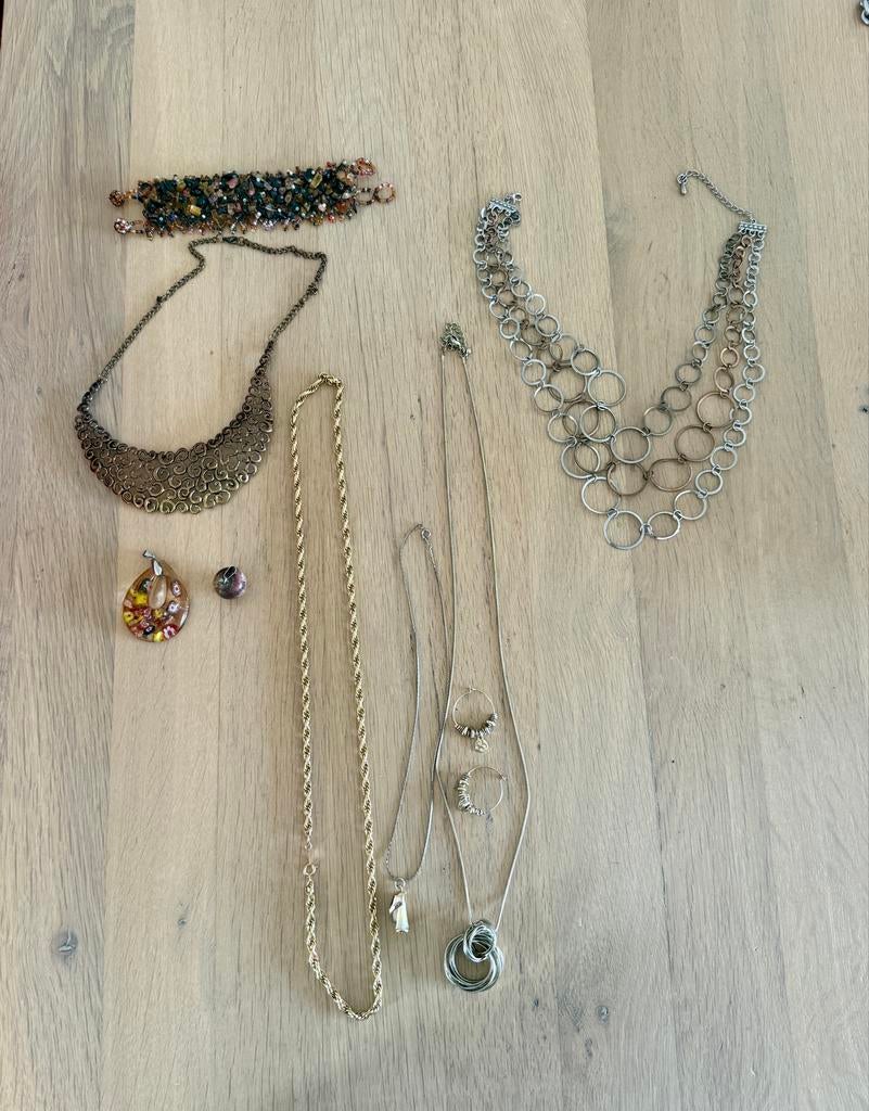 Diverse sieraden in goud en bruin tinten, Gebruikt, Ophalen of Verzenden, Steen of Mineraal, Met edelsteen
