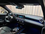 Mercedes-Benz A-klasse 200 d|AMG|Cruise|Pano|Stoelverw|Carpl, Auto's, Gebruikt, Euro 6, 4 cilinders, 150 pk