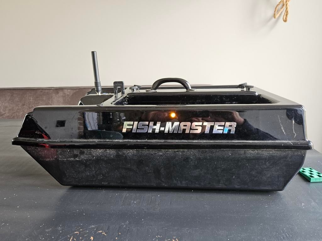 Fish-Master voerboot met Eagle 350c dieptemeter, Watersport en Boten, Hengelsport | Karpervissen, Ophalen, Gebruikt, Overige typen