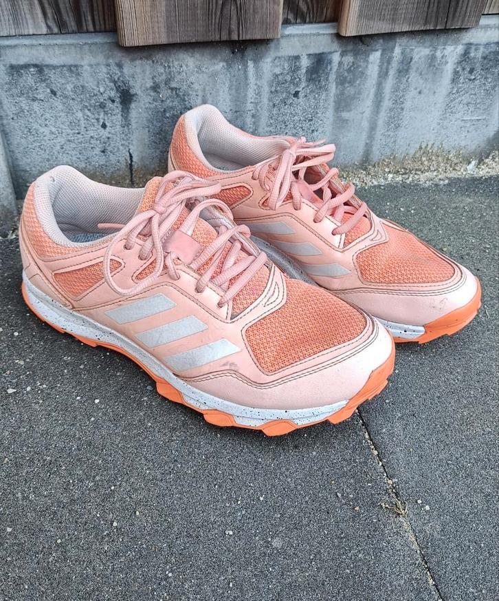 Adidas Hockeyschoenen maat 42, Sport en Fitness, Hockey, Gebruikt, Schoenen, Ophalen of Verzenden