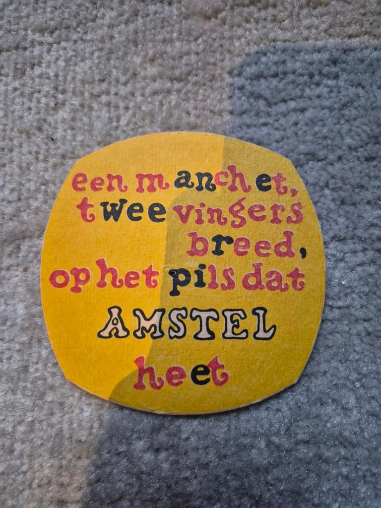Amstel bierviltje - 'een manchet, twee vingers breed', Verzamelen, Biermerken, Ophalen of Verzenden, Gebruikt, Viltje(s), Amstel